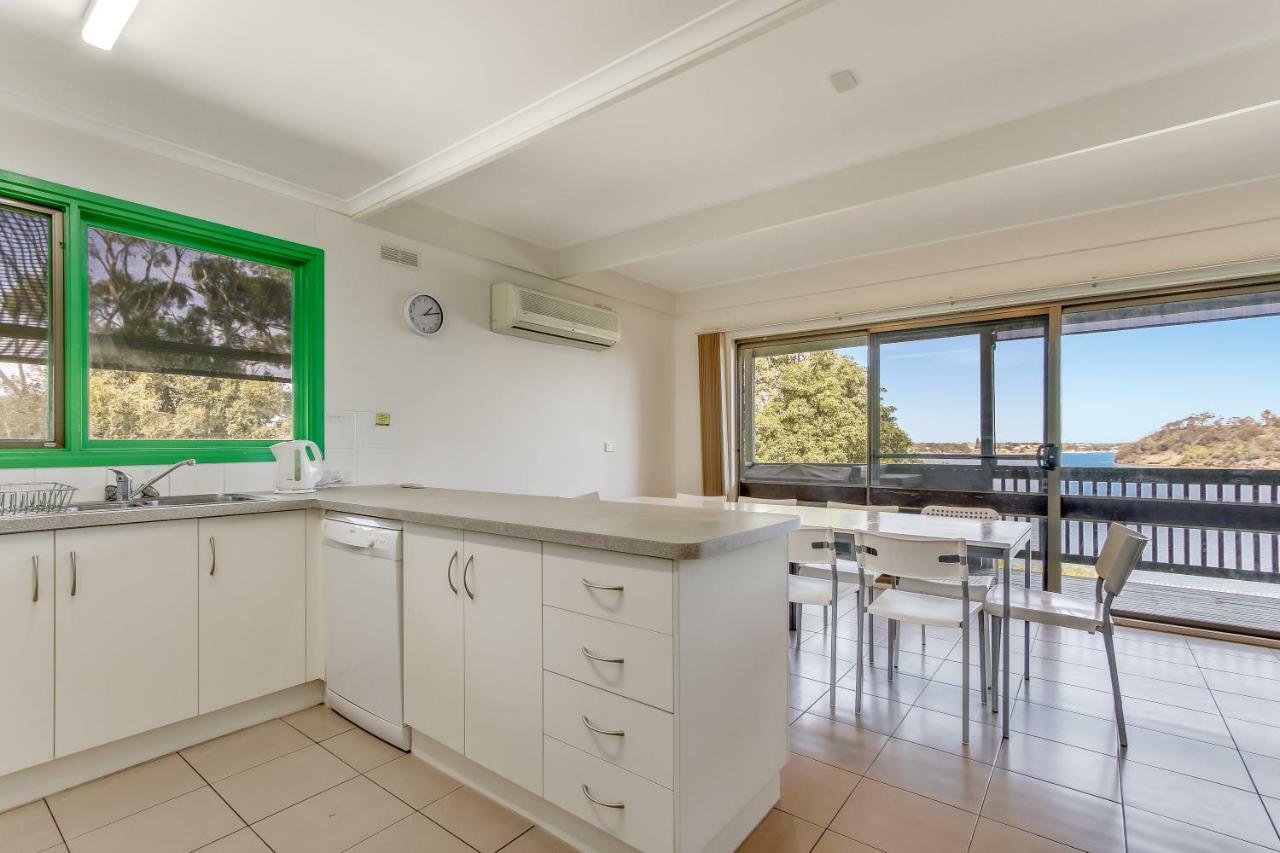 Villa The Point Lakes Entrance Exterior foto